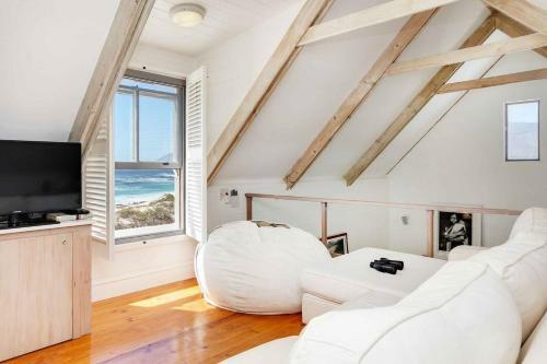 Bungalow Beach Villa