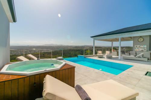 Pezula, A Piece Of Paradise -ar27