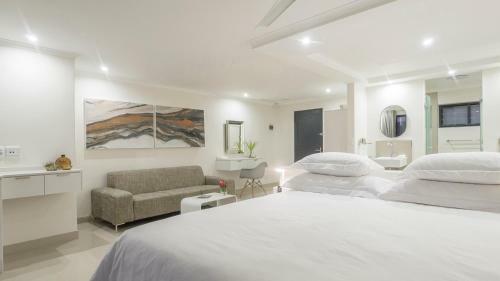 Knysna Holiday Home - Amazing Lagoon Views