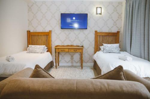 Hostal Victoria & Alfred Boutique Hotel