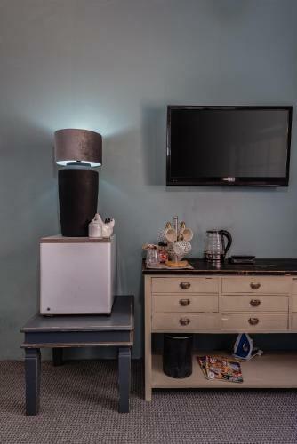 Apartamento Latest Unit With En Suite, Wi-fi And Dstv