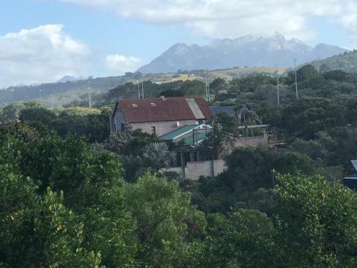 Apartamento Beautiful Self Catering Unit With Amenities Nearby