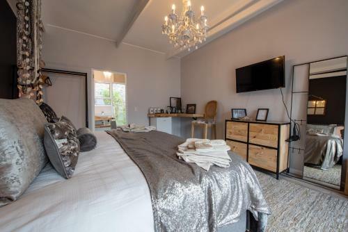 Hostal Salt Boutique Guesthouse
