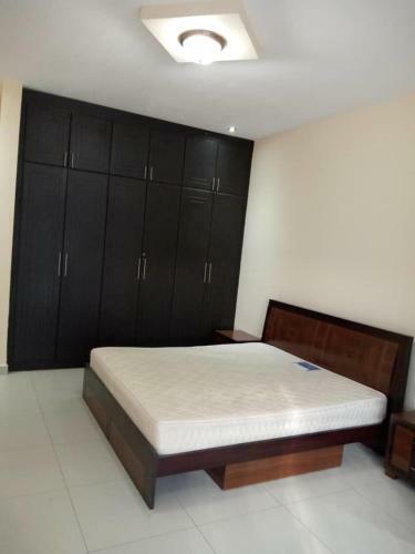 3 Bedrooms Exclusive Apartment In Kaludu