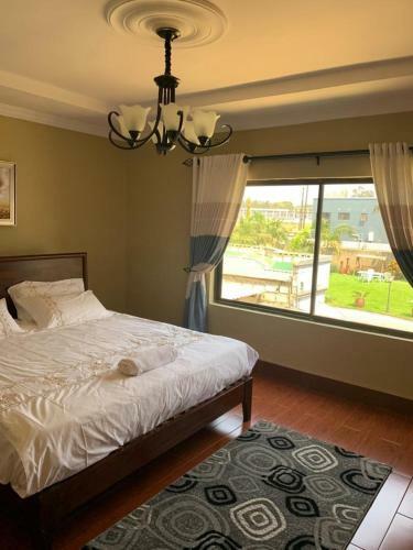3 Bedrooms In An Apartment In Mass Media