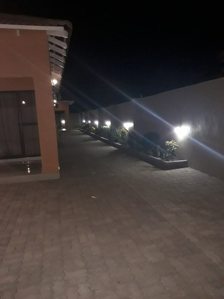 Hostal 848 Guest House