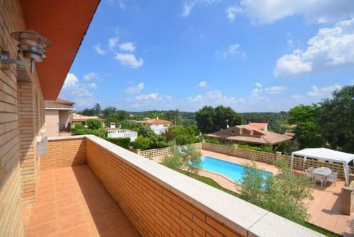 Vallcanera Villa Sleeps 8 Pool