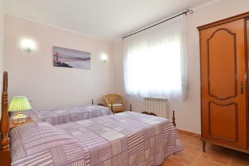 Vallcanera Villa Sleeps 8 Pool