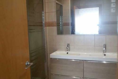 Vallcanera Villa Sleeps 8 Pool