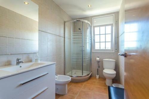 Vallcanera Villa Sleeps 8 Pool