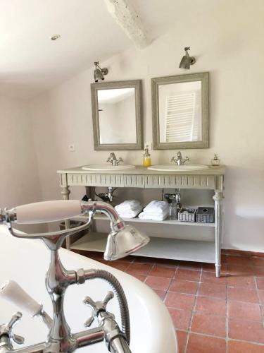 Le Clos Du Tuilier