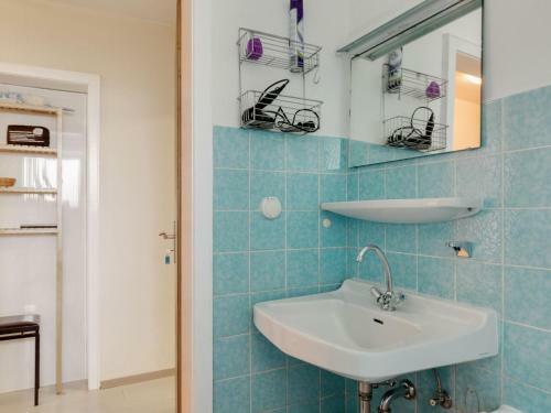 Spacious Apartment Near Forest In Freienhagen