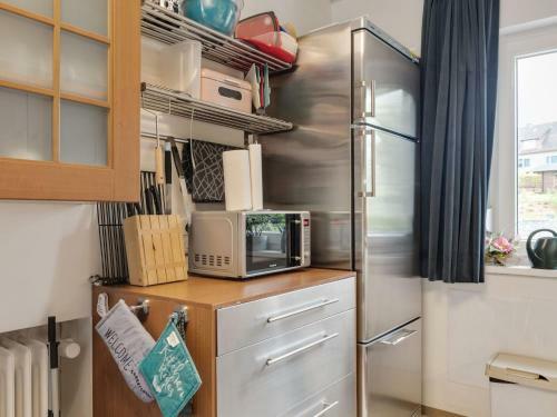 Spacious Apartment Near Forest In Freienhagen