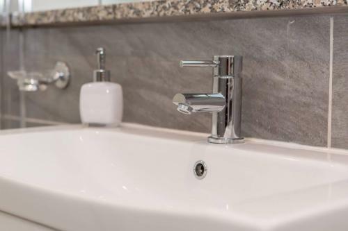 Altido 2 Bed Apartment In City Centre