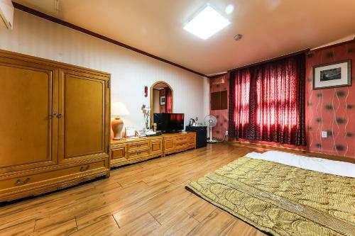 Kyungha Spa Hotel