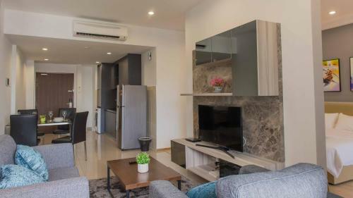 Hotel Encorp Marina Suites By Iconic Bliss