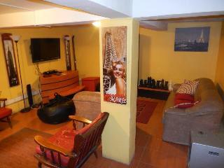 Traveller's Place Hostel