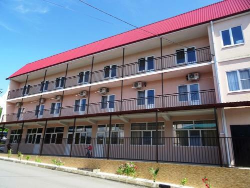 Hostal Versal Guest House
