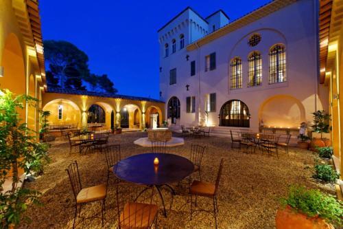 Valescure Villa Sleeps 34 Pool Air Con Wifi