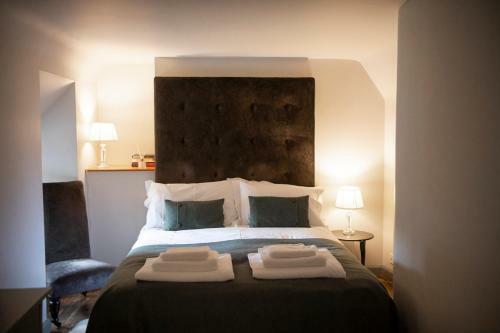 Bowhill Chateau Sleeps 10 Wifi