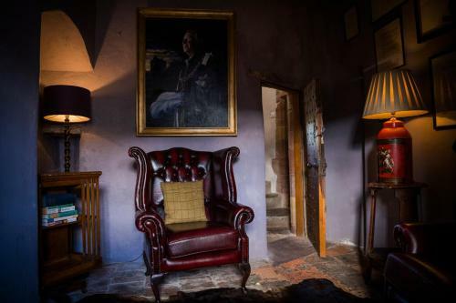 Bowhill Chateau Sleeps 10 Wifi