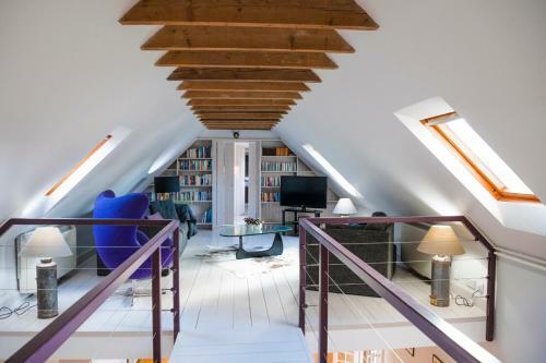 Bowhill Chateau Sleeps 10 Wifi