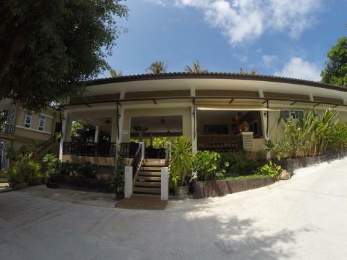 Hotel Moon Beach Resort