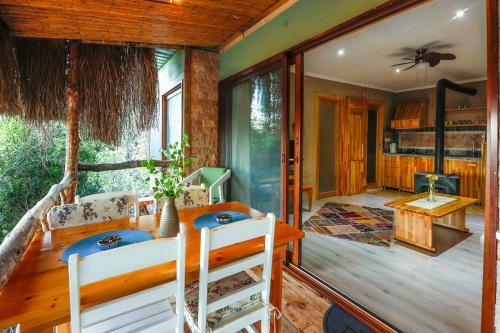 Kuyucak Villa Sleeps 2 Pool Air Con Wifi