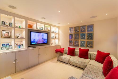 Llanvihangel Crucorney Villa Sleeps 11 Wifi