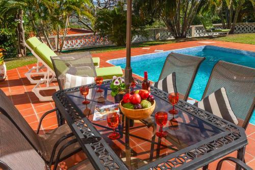 Cap Estate Villa Sleeps 10 Pool Air Con Wifi