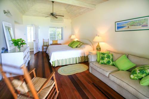 Cap Estate Villa Sleeps 4 Pool Air Con Wifi