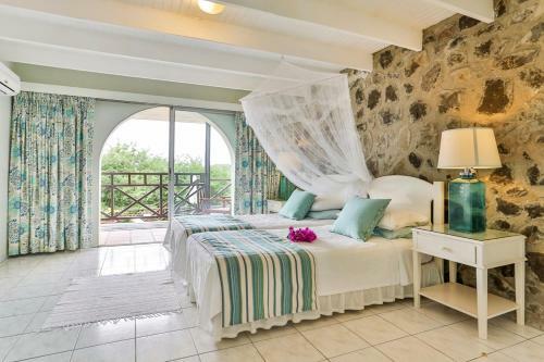 Cap Estate Villa Sleeps 4 Pool Air Con Wifi