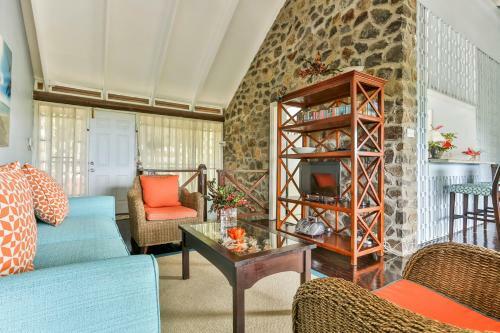 Cap Estate Villa Sleeps 4 Pool Air Con Wifi