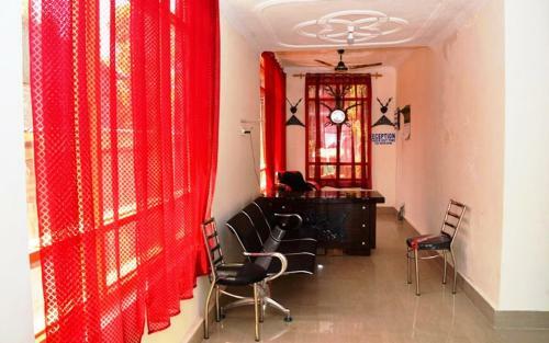 Hotel A-one Palace