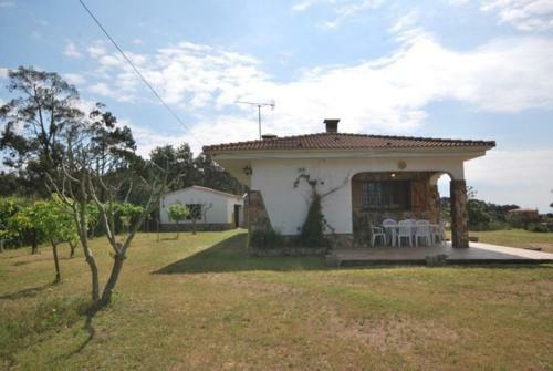 Caules Villa Sleeps 8 Pool Wifi