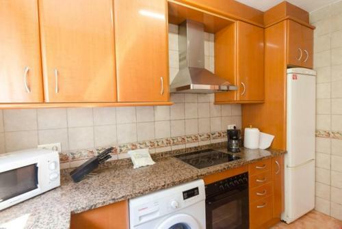 Caules Villa Sleeps 6 Pool