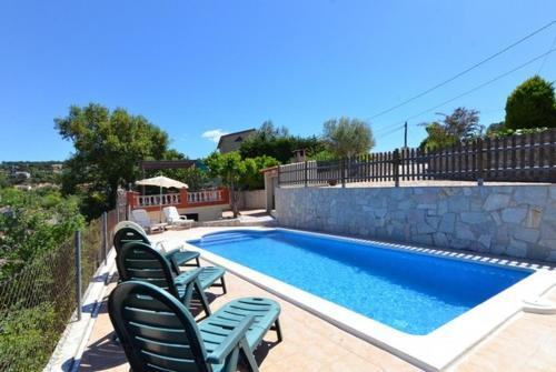 Caules Villa Sleeps 8 Pool
