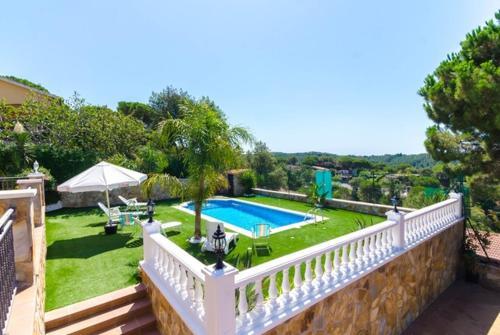Caules Villa Sleeps 10 Pool Wifi