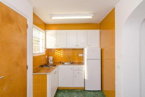 Lloret de Mar Villa Sleeps 12 Pool Wifi