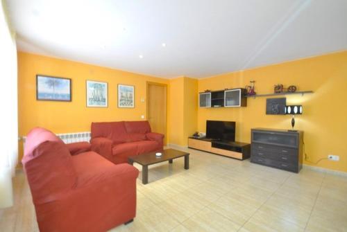Lloret de Mar Villa Sleeps 11 Pool Wifi