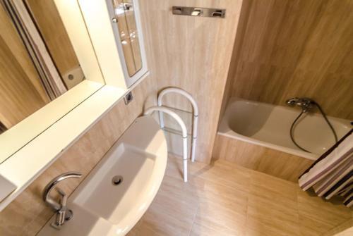 Lloret de Mar Villa Sleeps 6 Pool Wifi