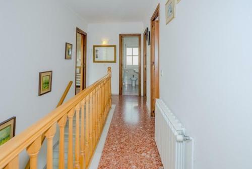 Lloret de Mar Villa Sleeps 6 Pool Wifi