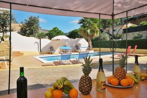 Lloret de Mar Villa Sleeps 18 Pool Wifi