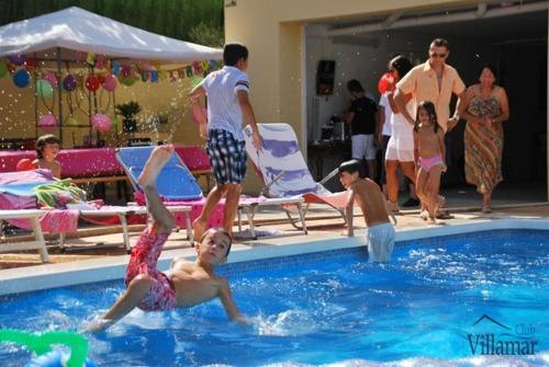 Lloret de Mar Villa Sleeps 18 Pool Wifi