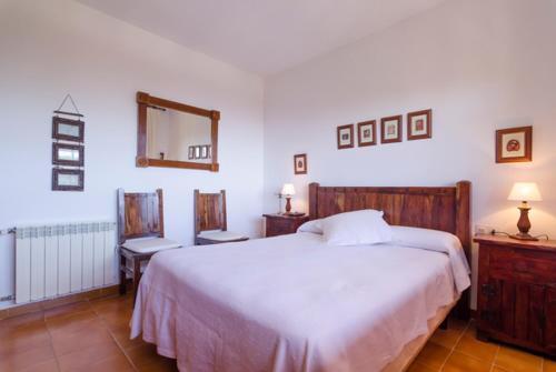 Lloret de Mar Villa Sleeps 8 Pool Wifi