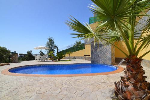 Lloret De Mar Villa Sleeps 4 Pool
