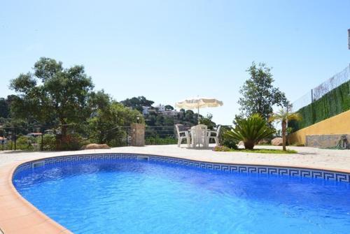 Lloret De Mar Villa Sleeps 4 Pool