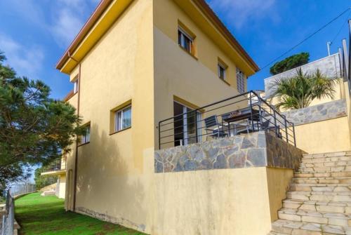 Lloret De Mar Villa Sleeps 4 Pool