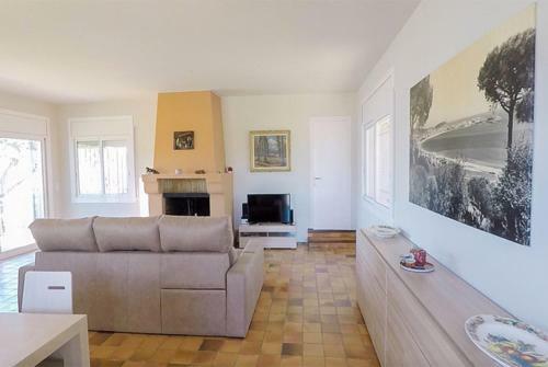 Sant Antoni de Calonge Villa Sleeps 6 Pool Wifi