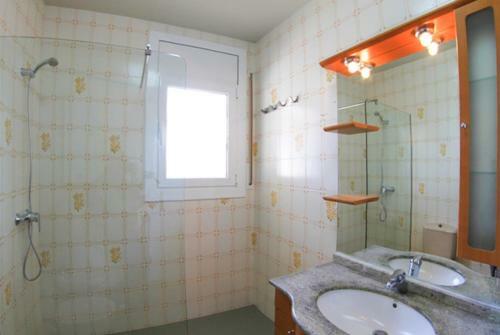 Sant Antoni de Calonge Villa Sleeps 6 Pool Wifi